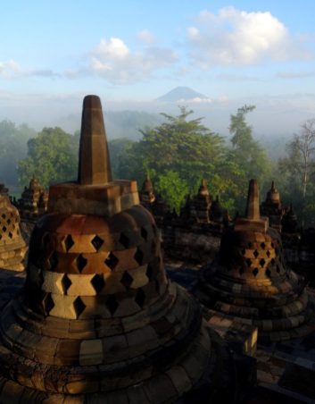 Java - Borobudur, un peu de Bouddhisme en terre musulmane
